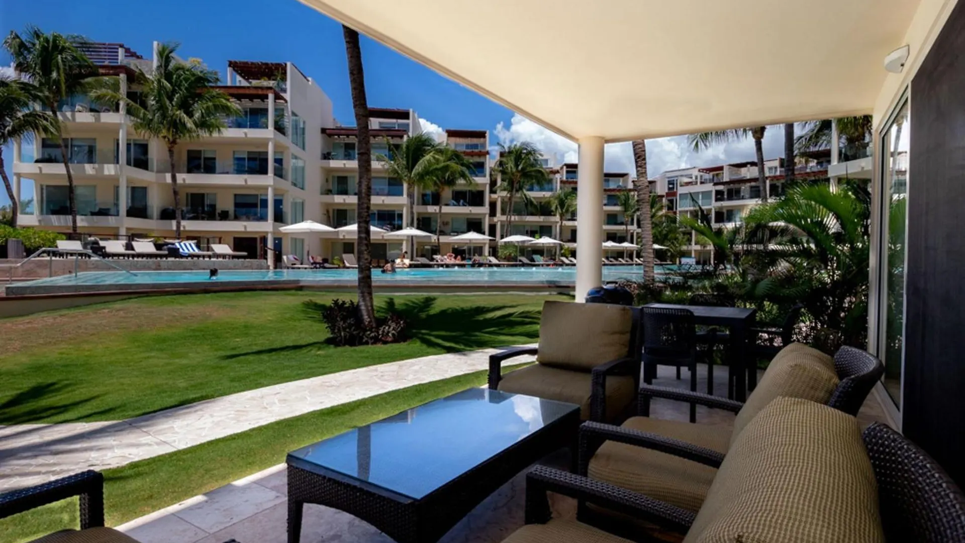 Elements Garden House 21 Condo 신데 델 카르멘 멕시코